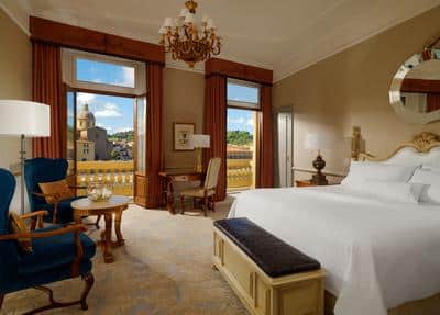Premium Deluxe Room with Arno River