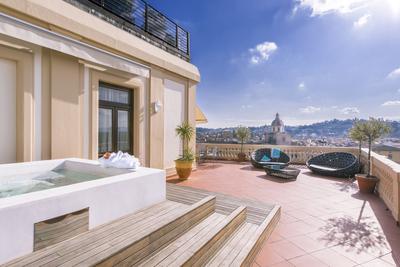 Presidential Suite