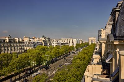 Champs-Elysees Signature Presidential Suite
