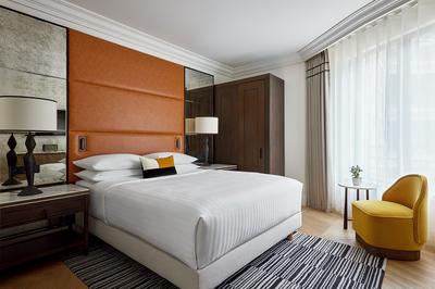 Comfort Queen Room