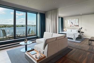 Lake Suite, Suite, 1 King, Alster View, Balcony