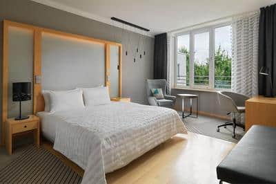 Guest Room, 1 King