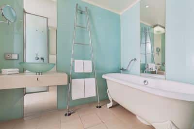 Guest Room, 1 King