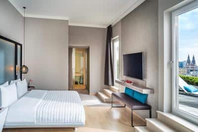 Terrace, Guest Room, 1 King, Terrace