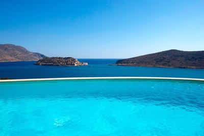 Luxury, 2 Bedroom Villa