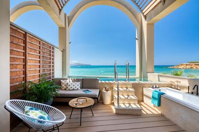 Absolute Haven Suite Seafront with Private Pool