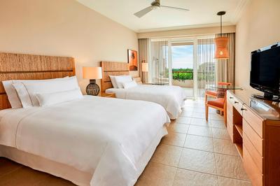 Deluxe Guest room, 2 Twin:Single Bed(s), Garden View, Balcony