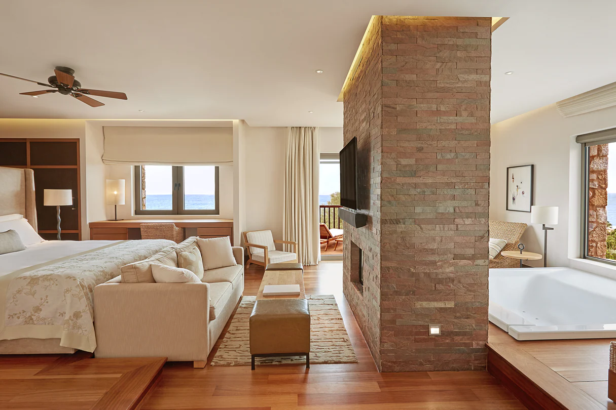 Methoni, 3 Bedroom Villa, Bedroom 1: 1 King, Bedroom 2: 1 King, Bedroom 3: 2 Twin:Single Bed(s)