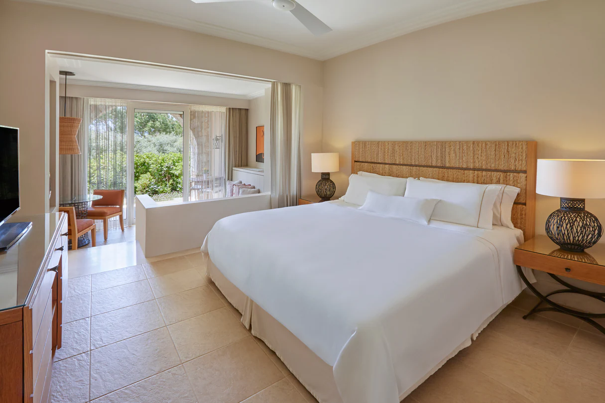 Superior, Guest room, 1 King, Garden view, Ground Floor
