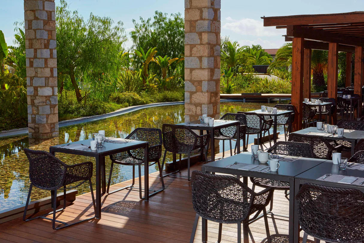 Morias Restaurant