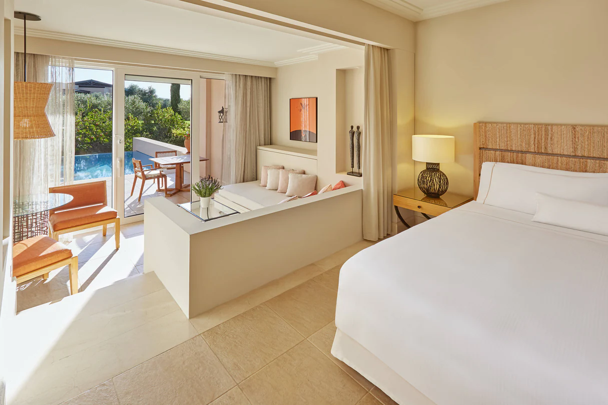 Superior Infinity, Guest room, 1 King, Garden view, Private Pool