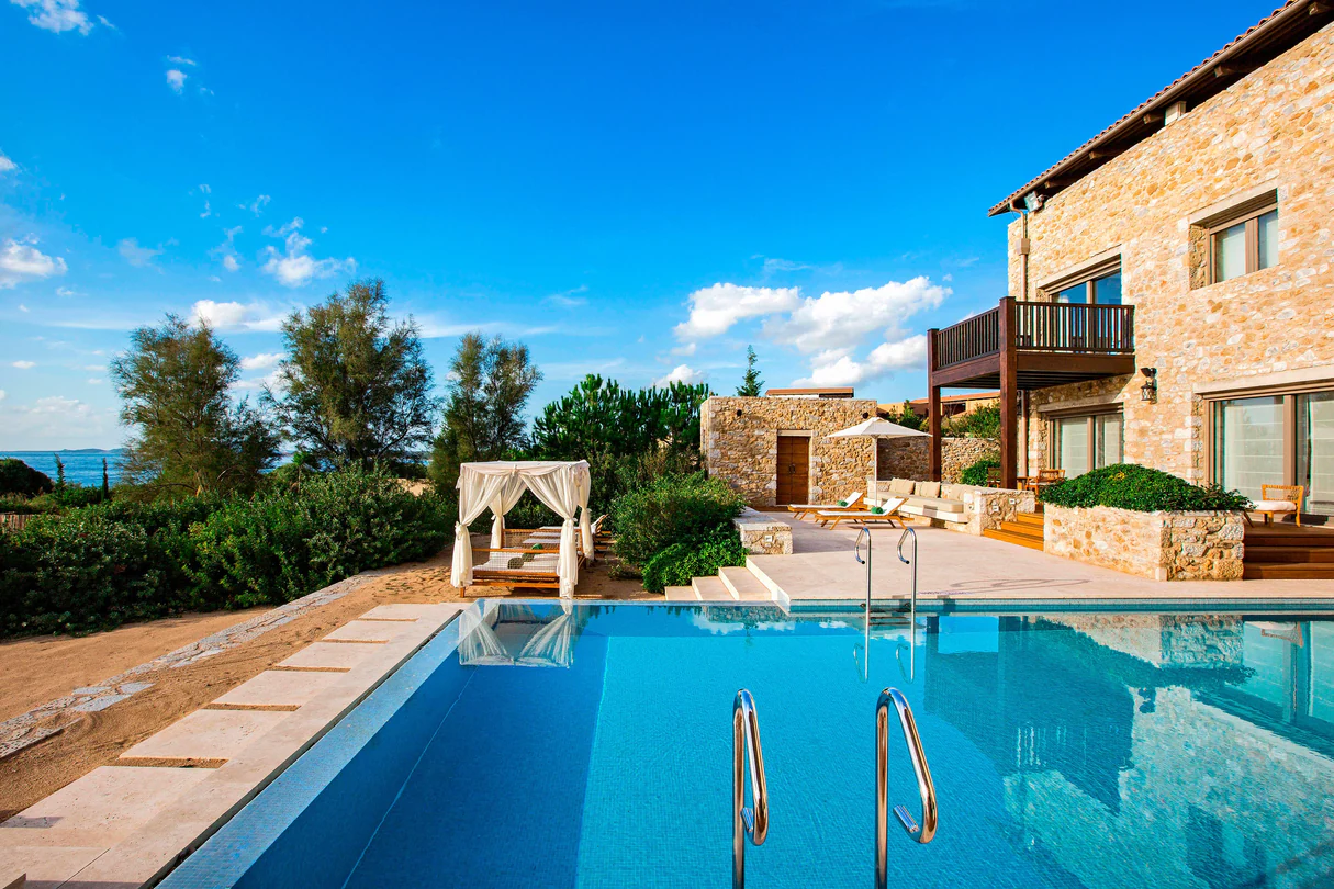 Methoni, 3 Bedroom Villa, Bedroom 1: 1 King, Bedroom 2: 1 King, Bedroom 3: 2 Twin:Single Bed(s)