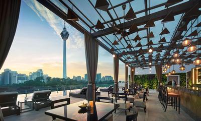 Hotel Stripes Kuala Lumpur, Autograph Collection image