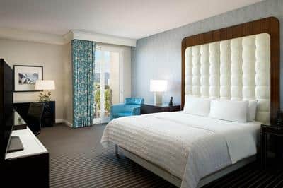 Guest Room, 1 King, Partial Ocean View