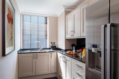 Royal Mayfair Suite