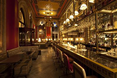 St. Pancras Renaissance Hotel London image