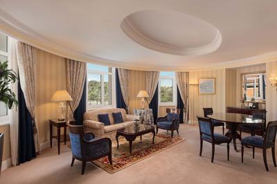 Premium Suite