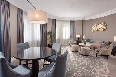 Premium Suite