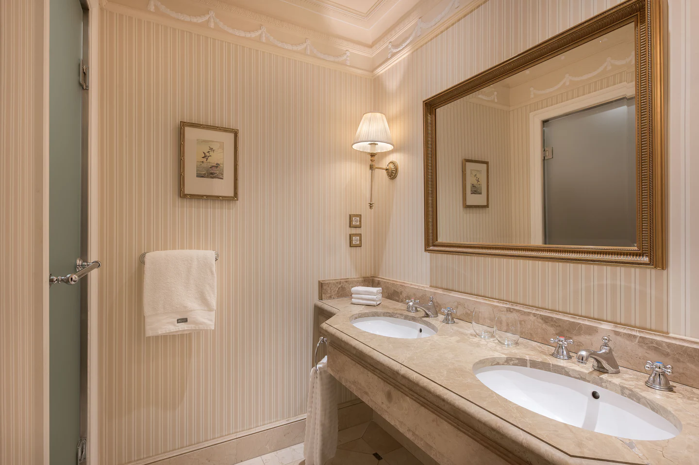 Premium View Room - Twin