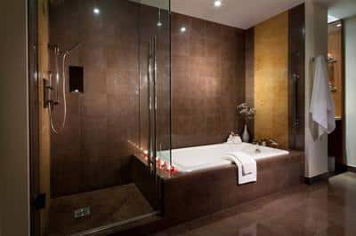 King Concierge Guest Room