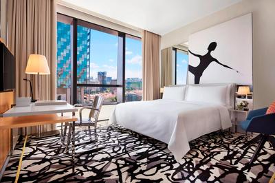 Guest Room, 1 King