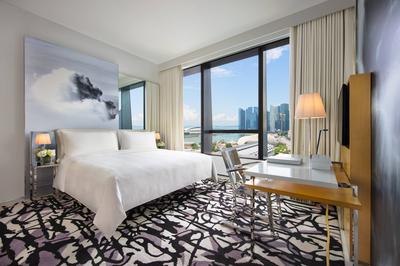 Premier Guest Room, Marina Bay View