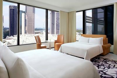 Premier Family, Larger Guest Room