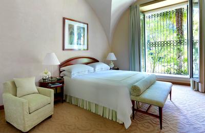 Cloister Suite