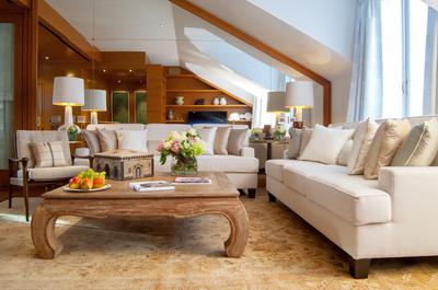Penthouse Suite