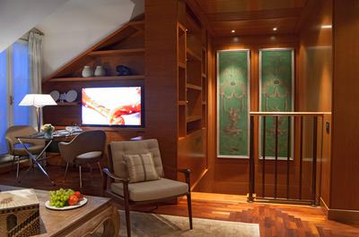 Penthouse Suite