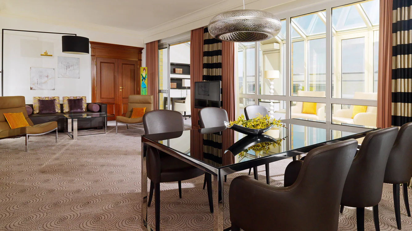 1 Bedroom Presidential Suite