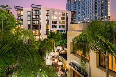 Avenue of the Arts Costa Mesa, a Tribute Portfolio Hotel image