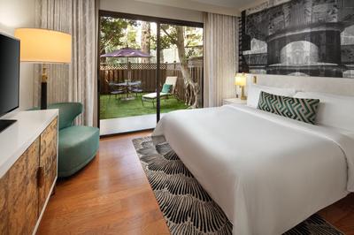 Avenue of the Arts Costa Mesa, a Tribute Portfolio Hotel image