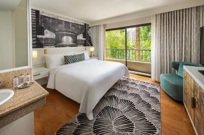 Avenue of the Arts Costa Mesa, a Tribute Portfolio Hotel image