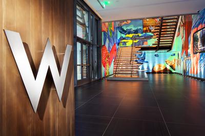 W Bellevue image