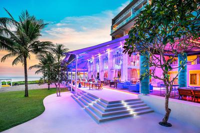WOOBAR Bali
