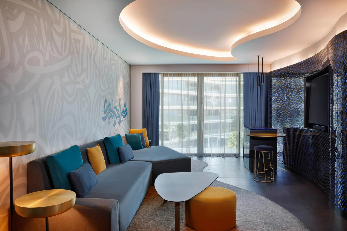 W Suite