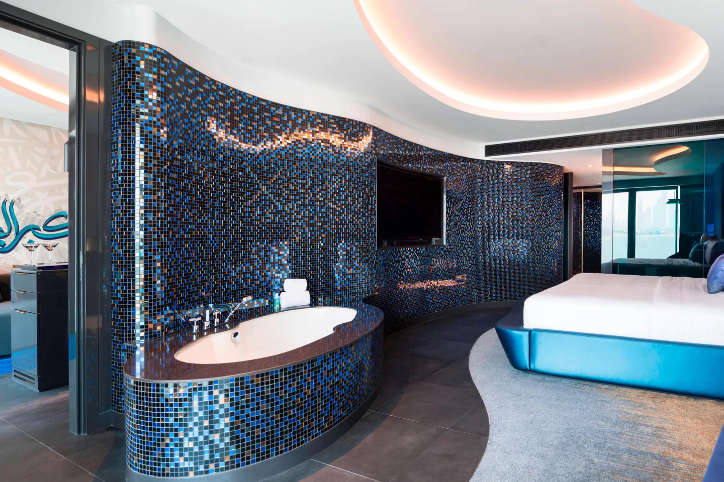Mega Suite