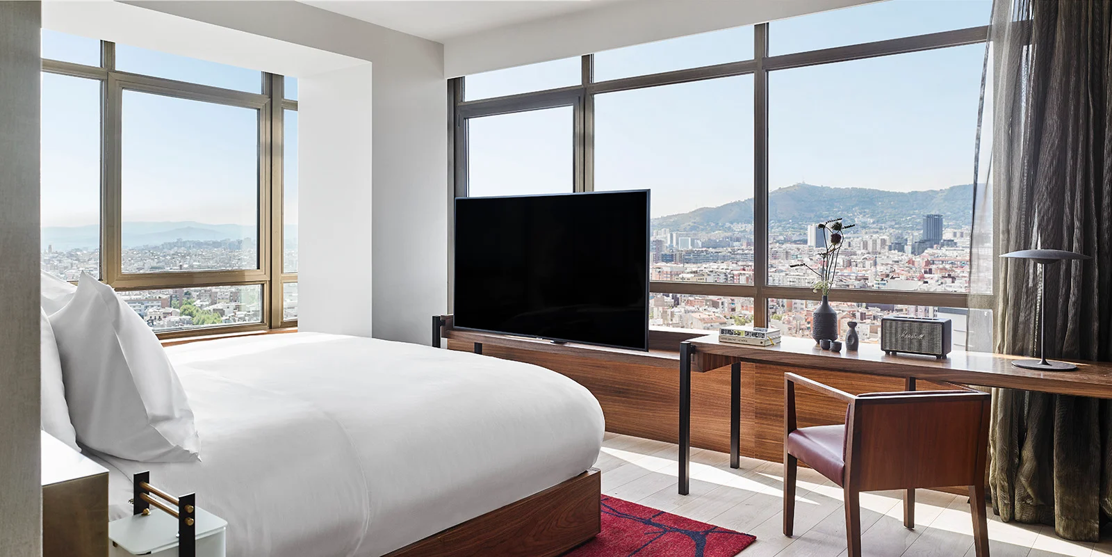 Zen Junior Skyline Suite