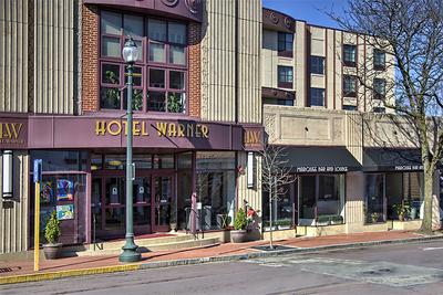 Hotel Warner image