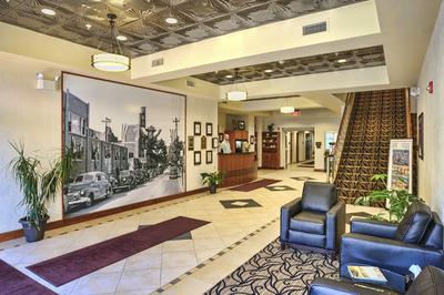 Hotel Warner image