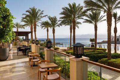 Aqwas Lobby Bar