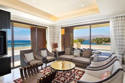 Penthouse Villa Suite Living Room