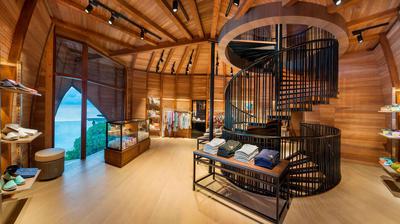 St. Regis Boutique & Observatory Centre