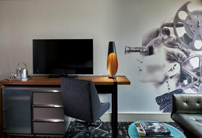 Guest room