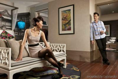 Hotel Indigo Shanghai on The Bund image