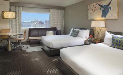 Guest room