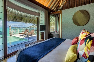 1 King Overwater Pool Villa Beach View