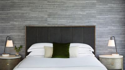 1 King 1 Bedroom Suite