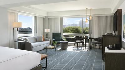 1 King Suite